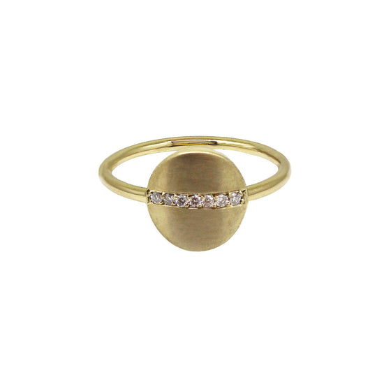 Diamond set cigar ring in yellow gold with a single row of pave diamonds