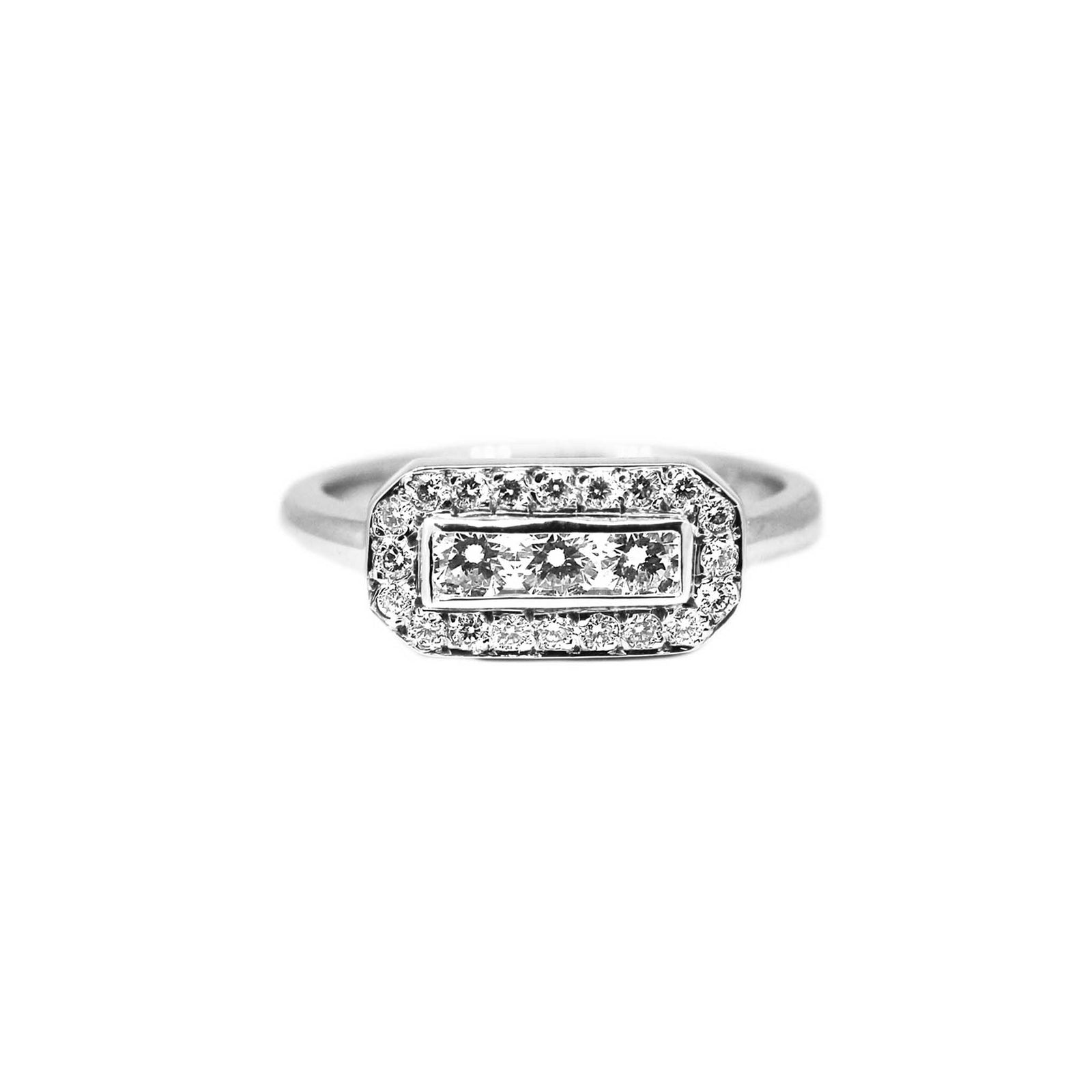 Metro Diamond ring in white gold with 0.50ct diamonds