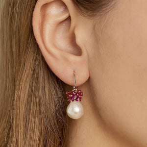 Baroque drop earrings with ruby bead hats