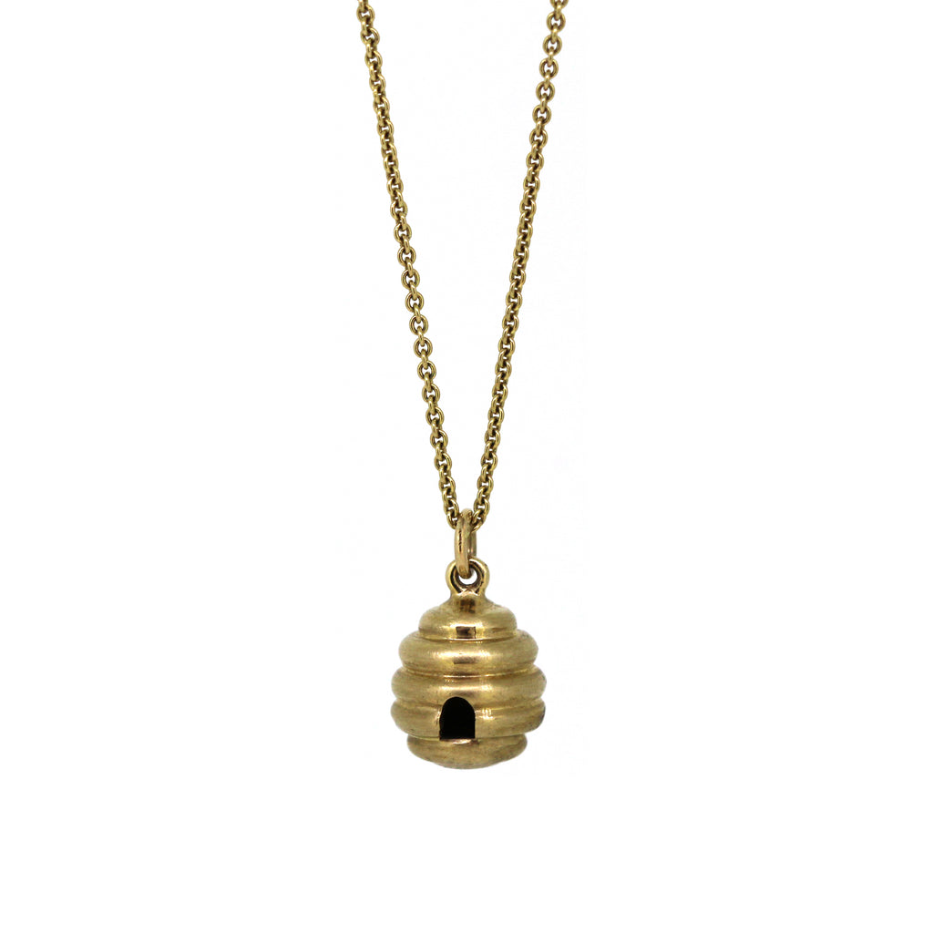 Yellow gold Beehive pendant on a yellow gold chain