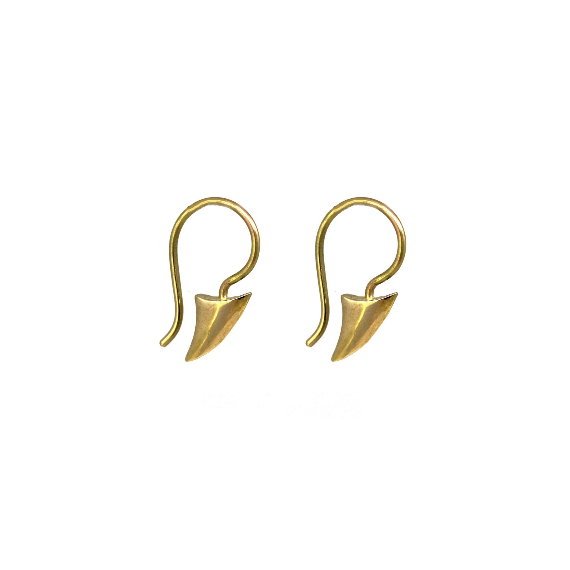 Shark fin drop earrings 