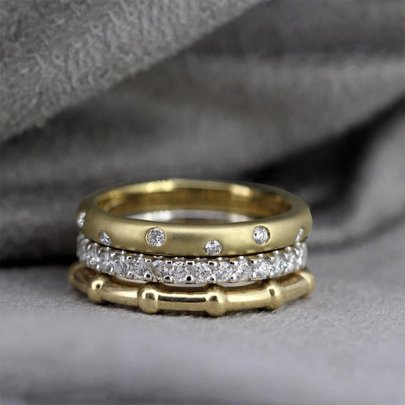 clawset diamond ring in white gold